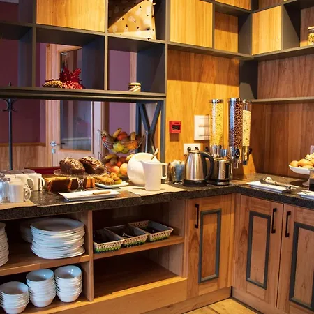 아이스 앤젤스 호텔