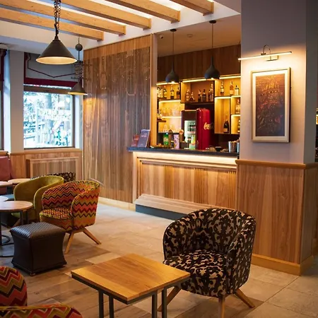 아이스 앤젤스 호텔