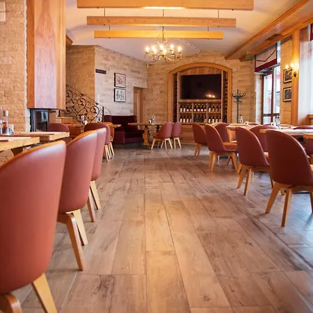 호텔 아이스 앤젤스 보로베츠