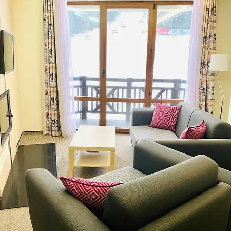 아이스 앤젤스 호텔 보로베츠