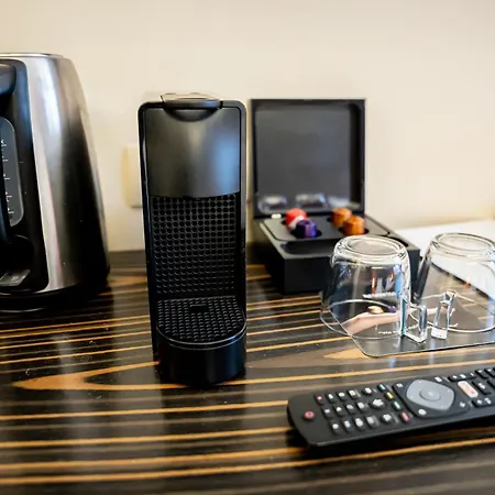 아이스 앤젤스 4*