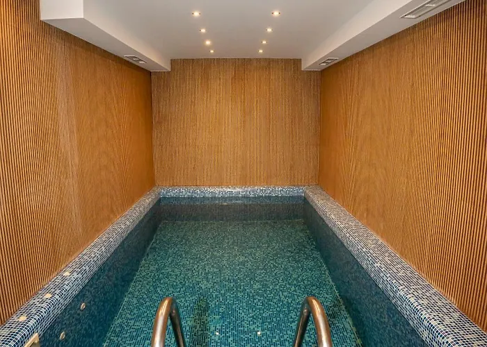 Хотел ледени ангели 4*